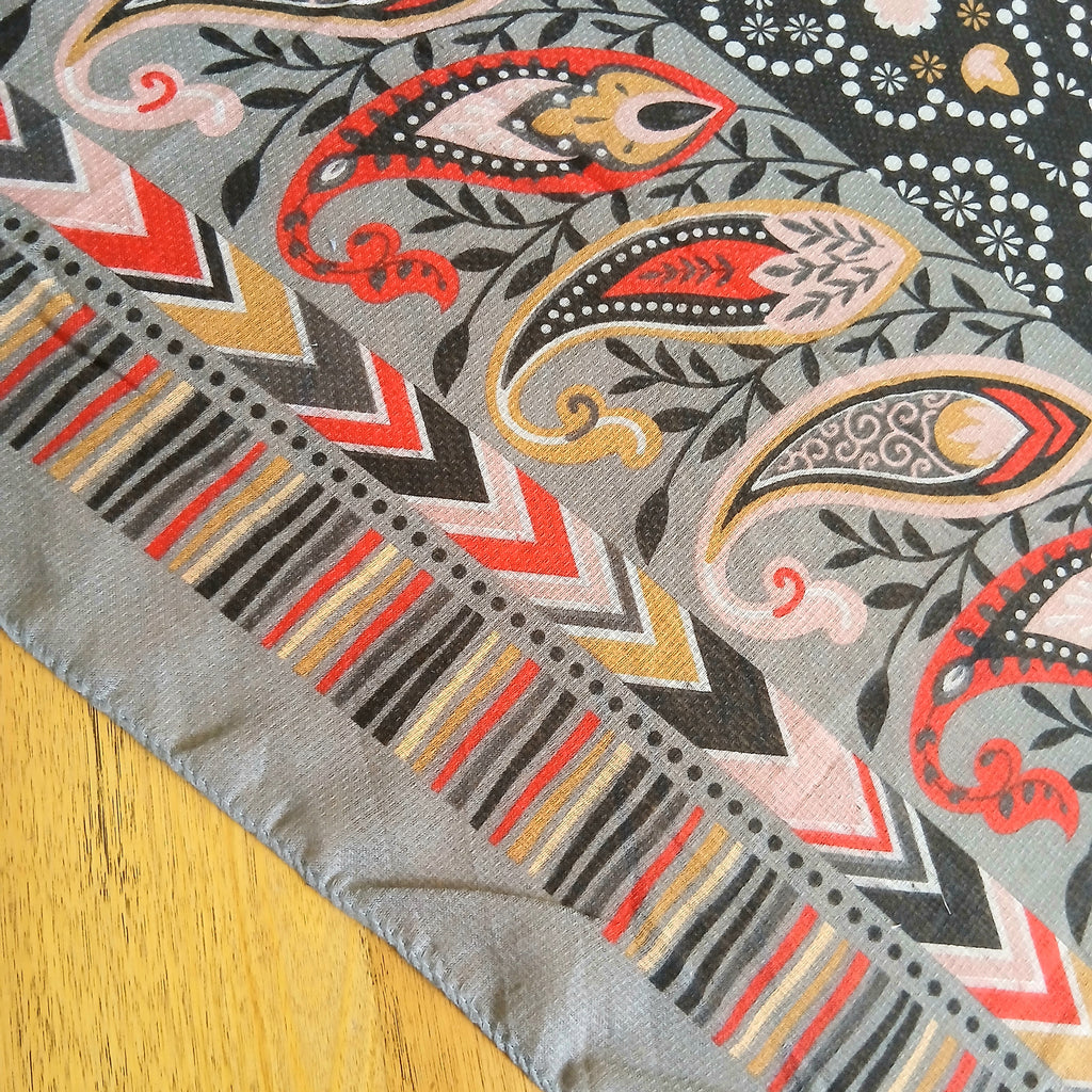 Oriental and Geometric Patterned Scarf - 332350