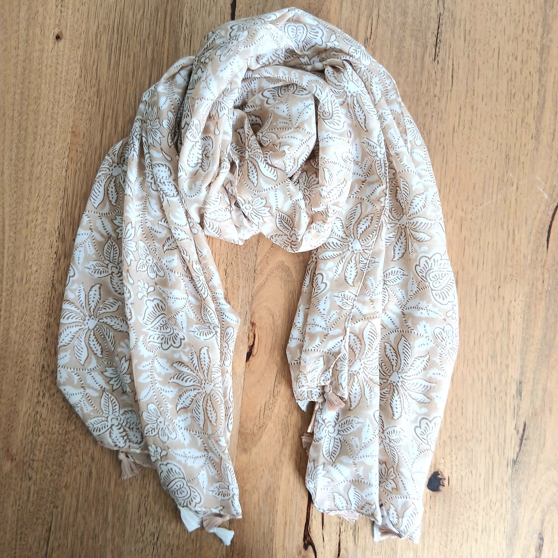 Neutral Beige Coloured Scarf 332635