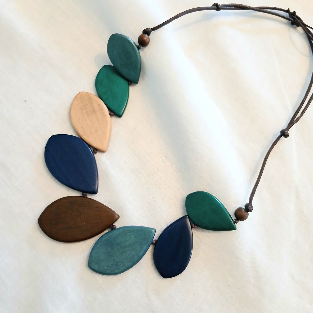 Multi Coloured Tear-Drop Shaped Wooden Beaded Necklace N6-4047CMAY