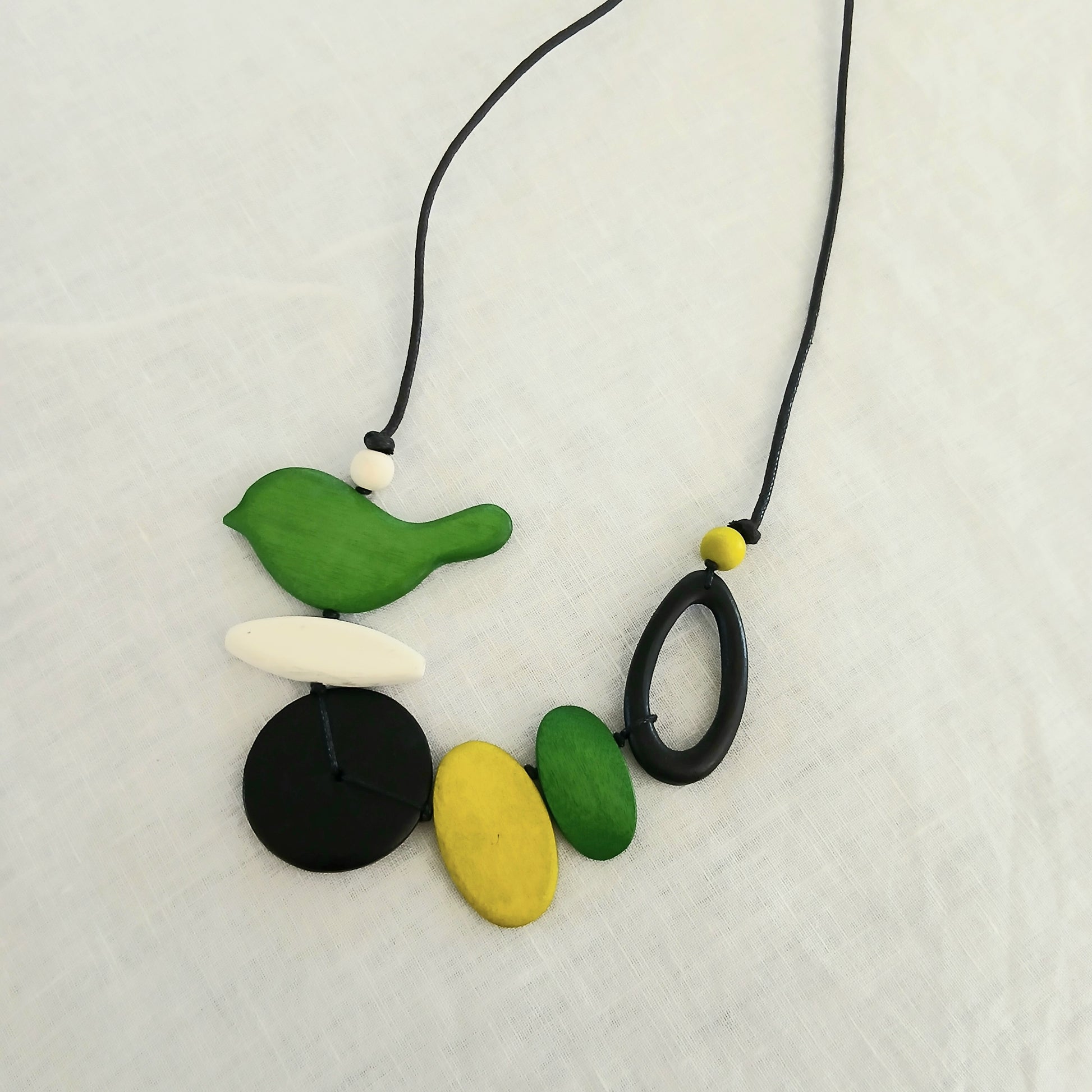 PRE-ORDER Little Birdie and Oval Wooden Beaded Necklace N7-1479
