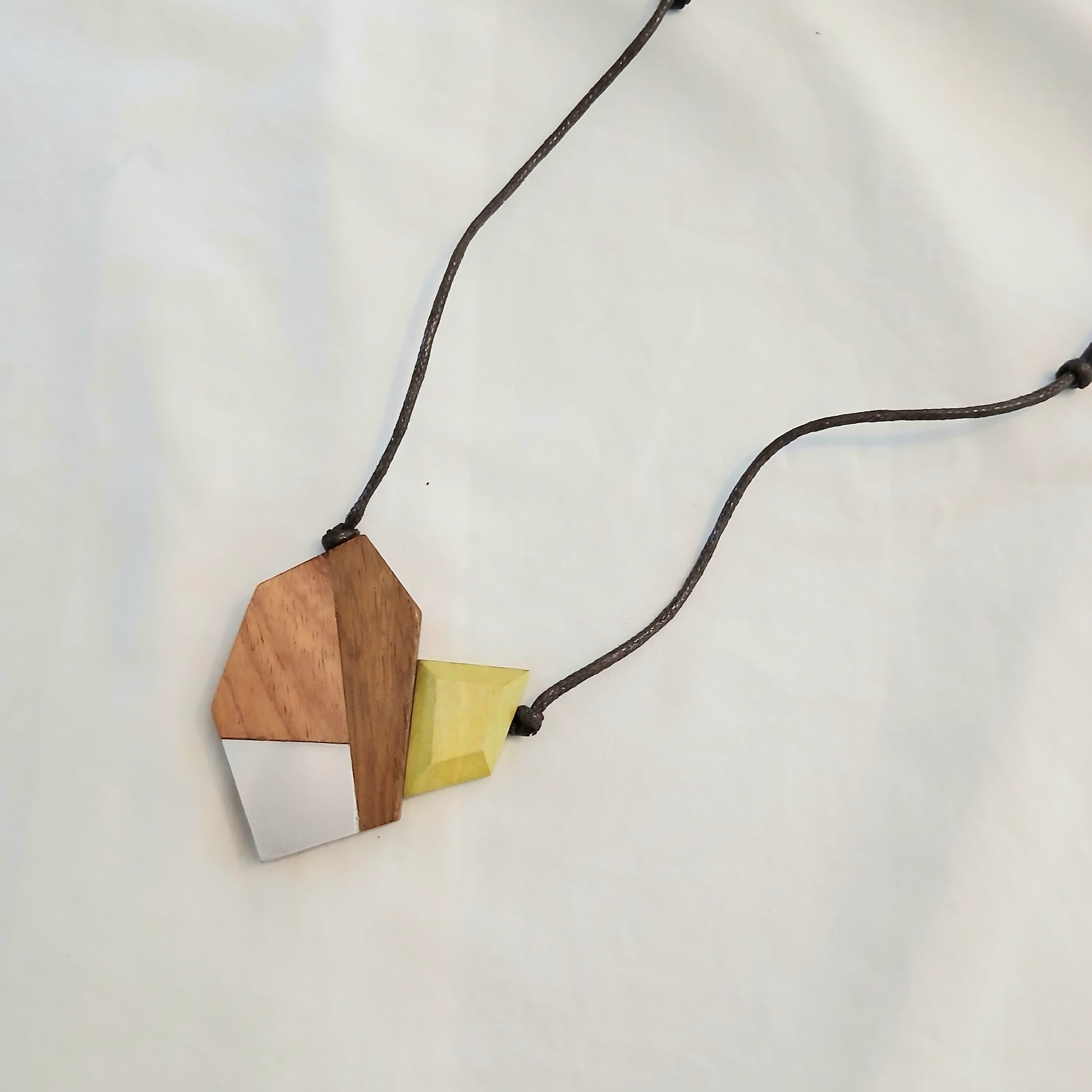 PRE-ORDER Geo Heart Wooden Pendant Necklace N7-1600