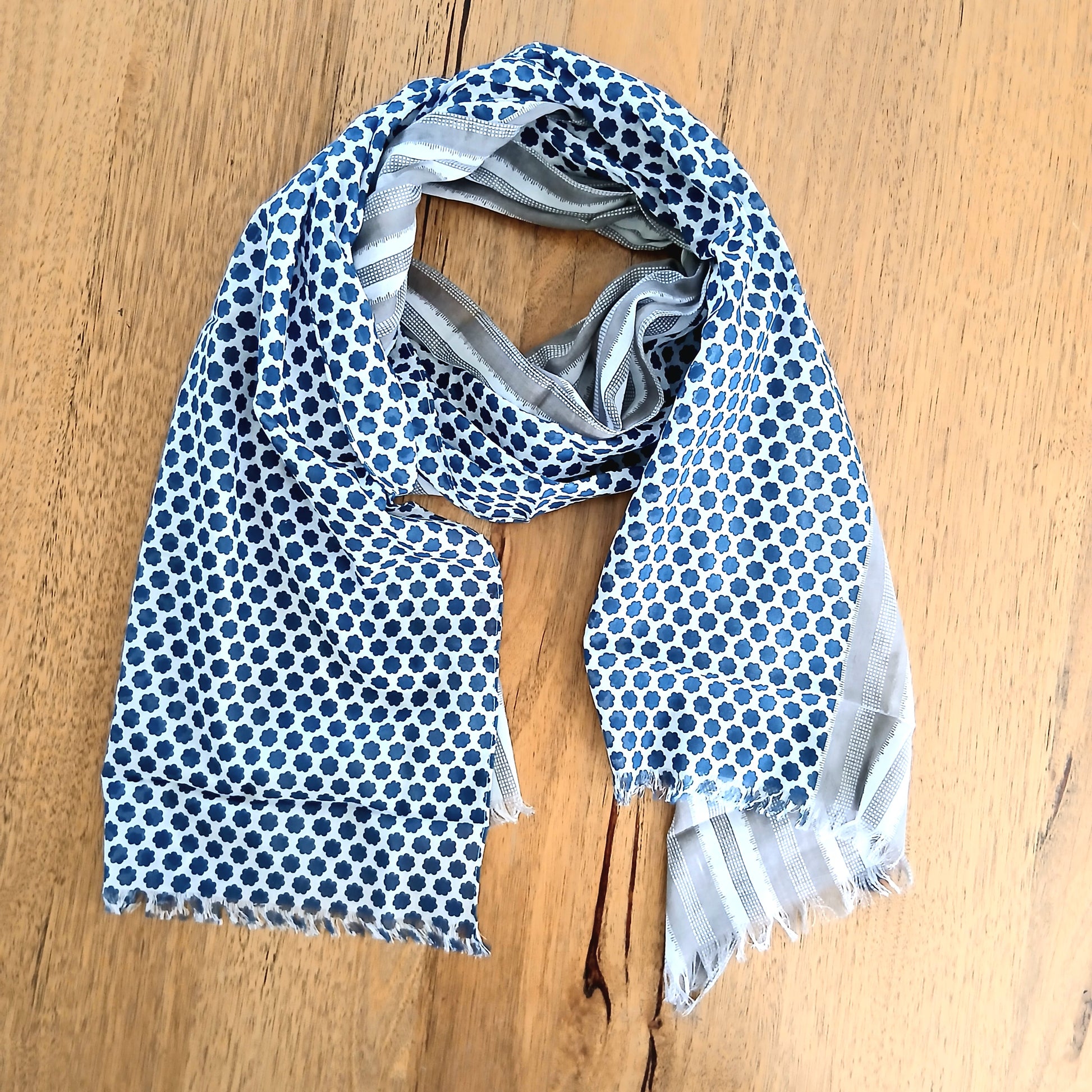 Cream and Blue Cotton Scarf Yash-281