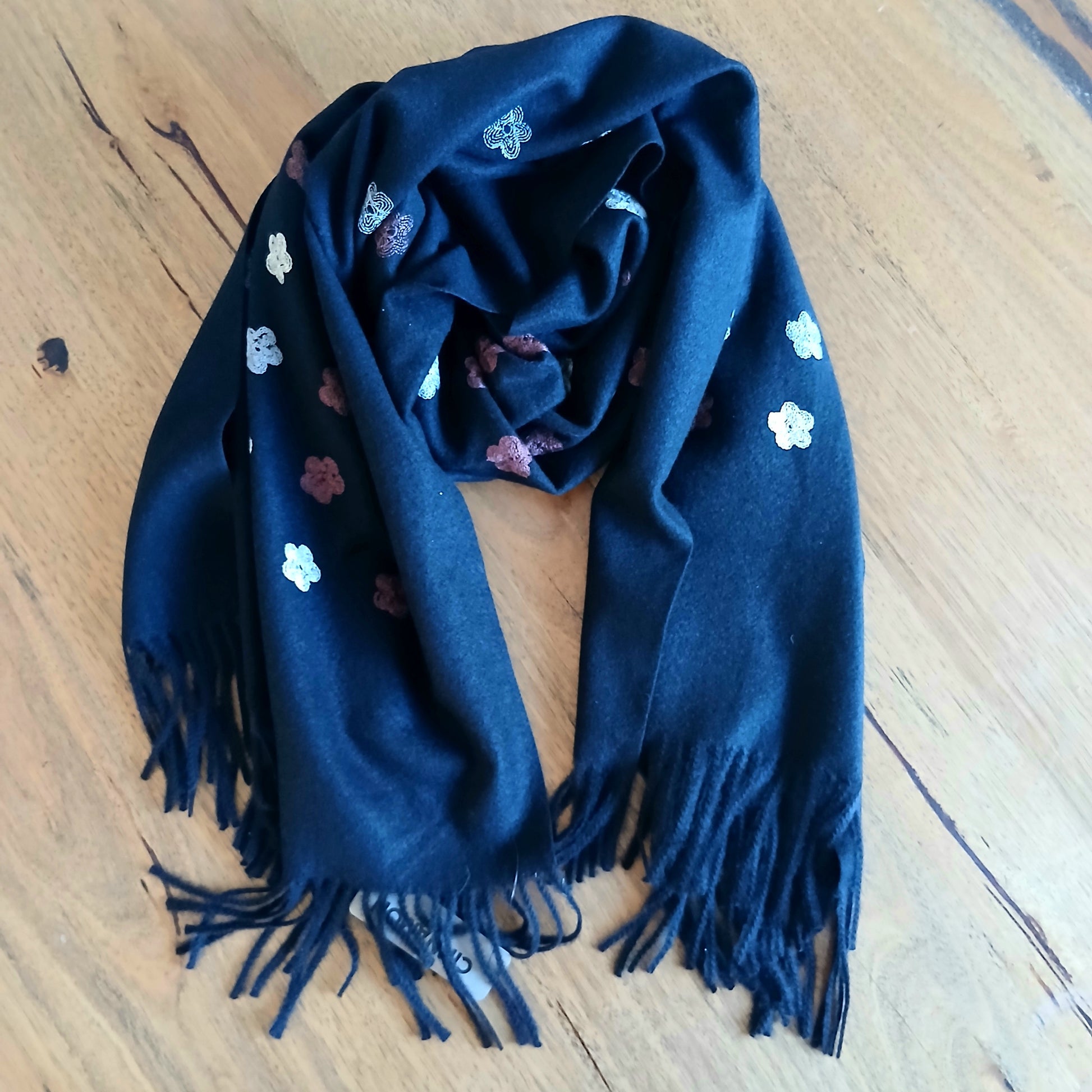 PRE-ORDER Embroidered Flower Winter Scarf 332765