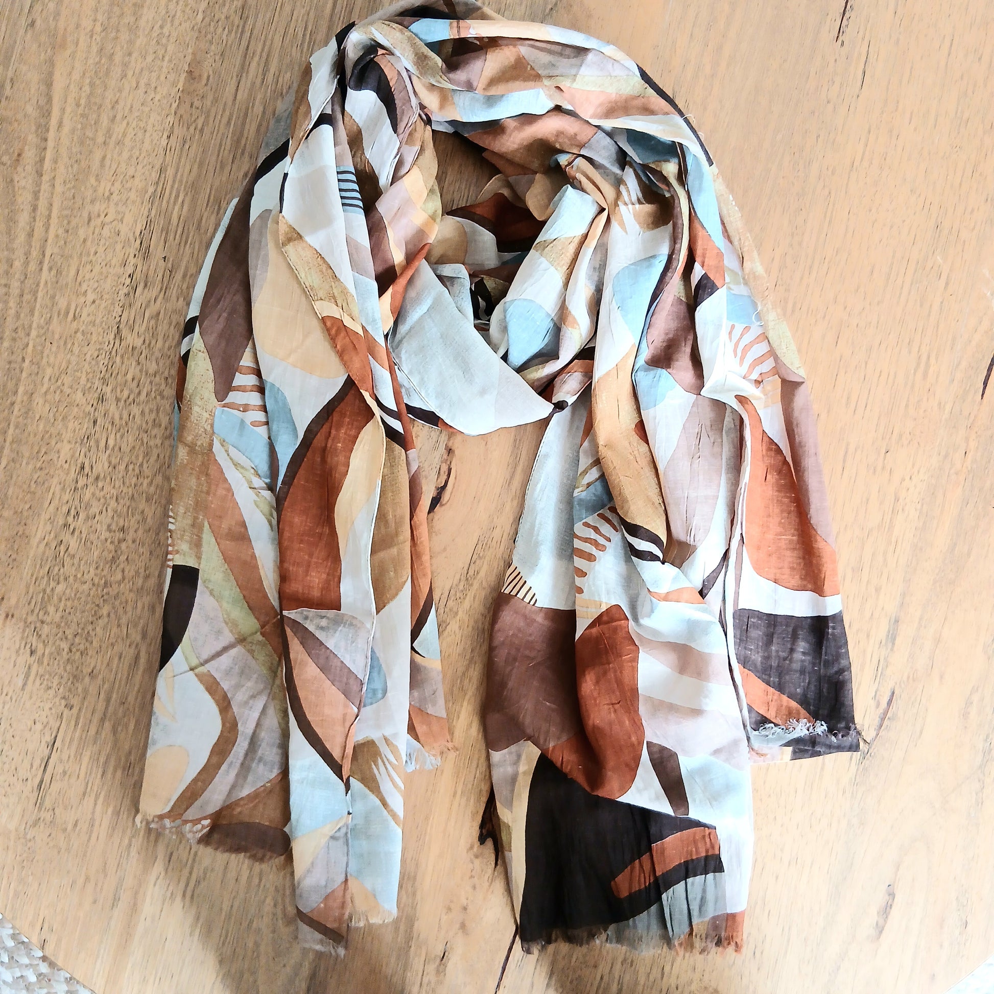 Palme Leaves and Lines Cotton Scarf - 66012