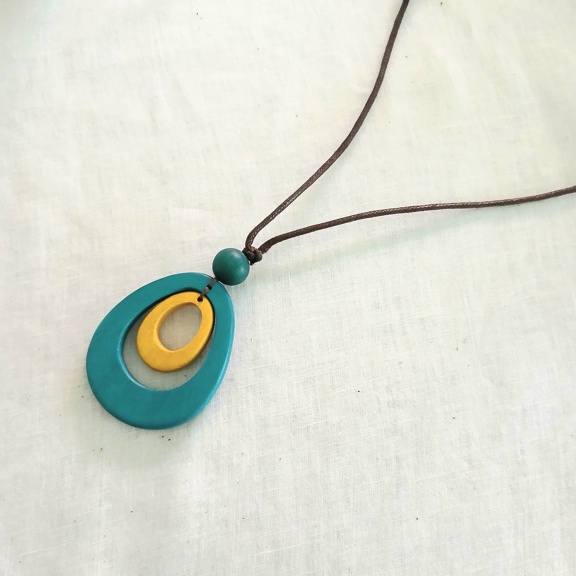 Teardrop Shaped Wooden Piece in Another N7-919