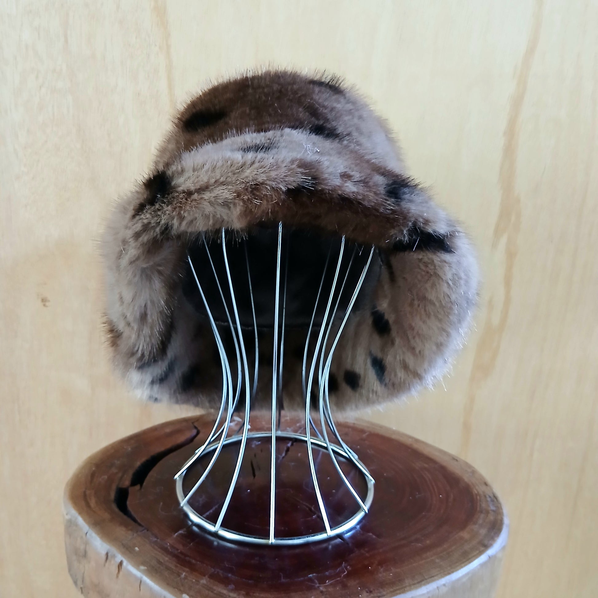 Pre-Order Fluffy Faux Fur Bucket Hat Unique Leopard 7537