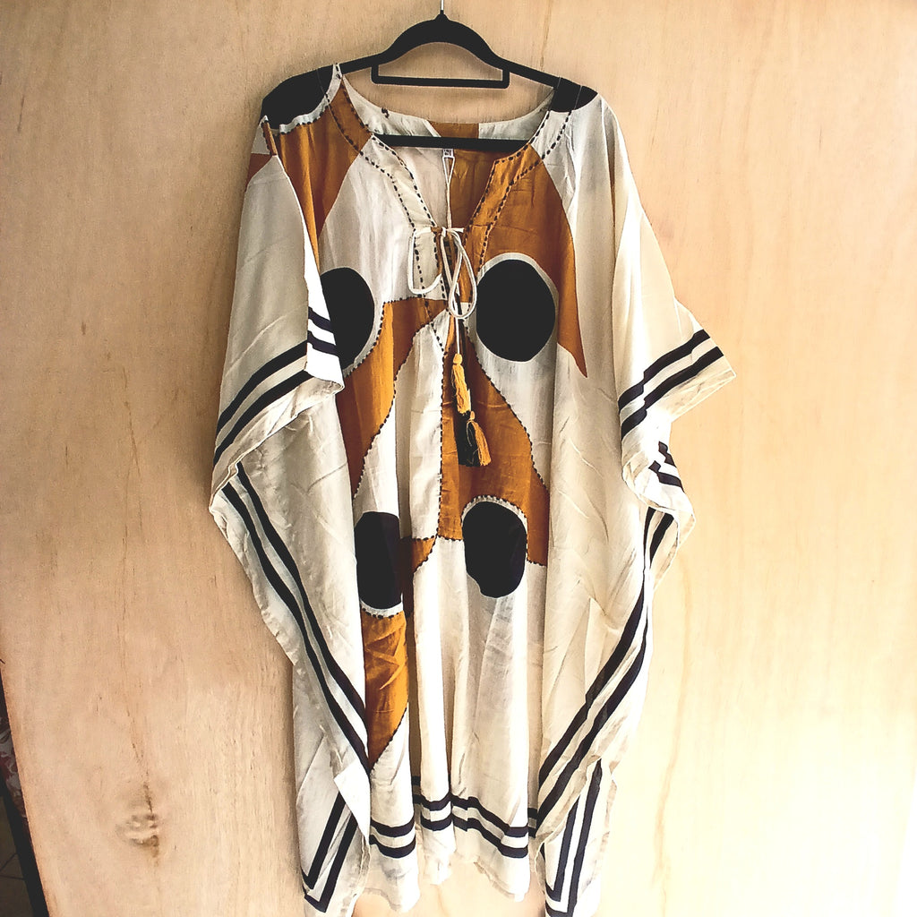 PRE-ORDER Mid Length Cotton Poncho Embroidered 67040