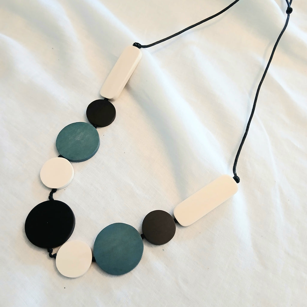 Rectangle and Circles Wooden Beaded Necklace N6-6194