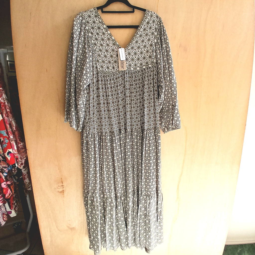 Large Sleeve Layered Viscose Dress 67130