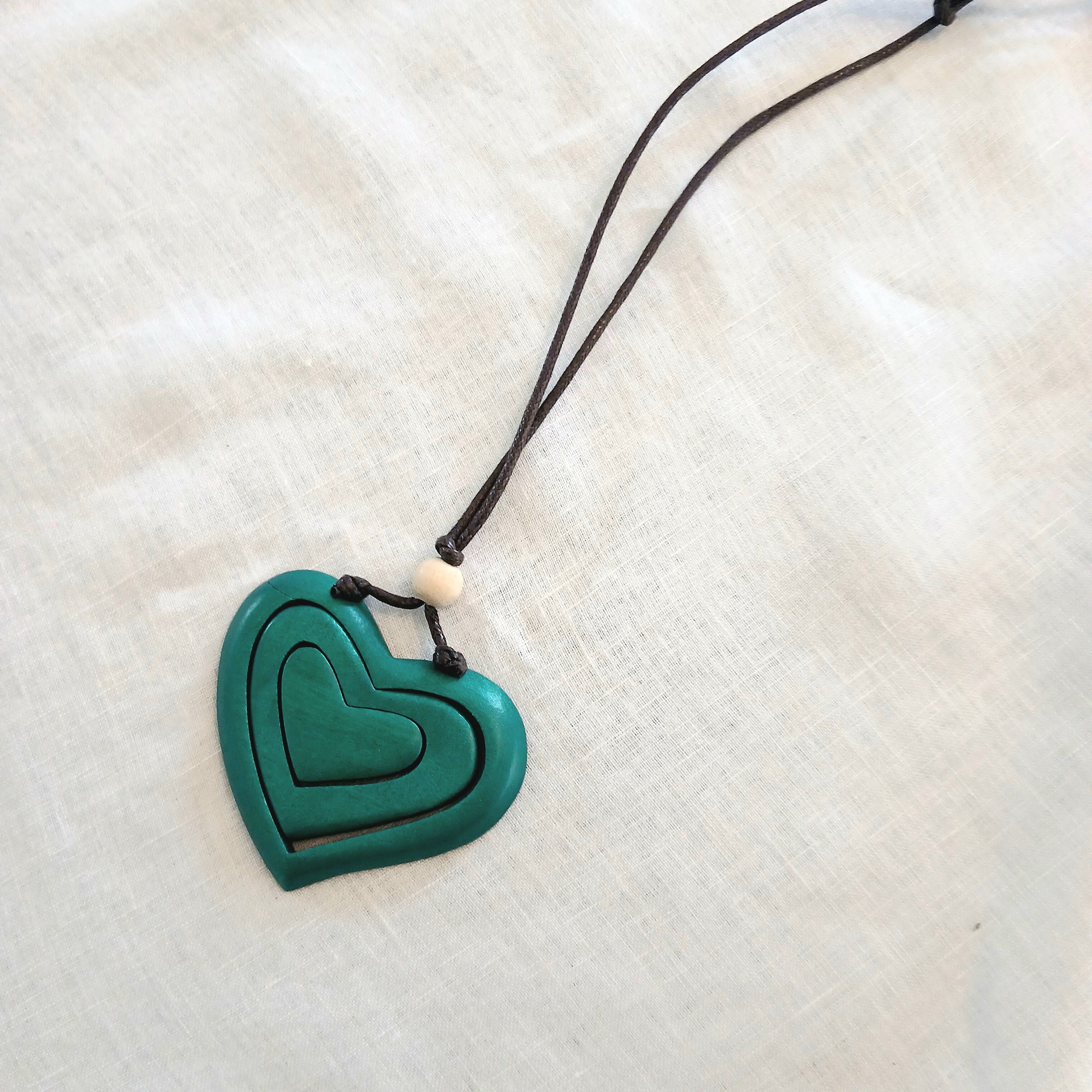 Heart Pendant Wooden Necklace N6-6041