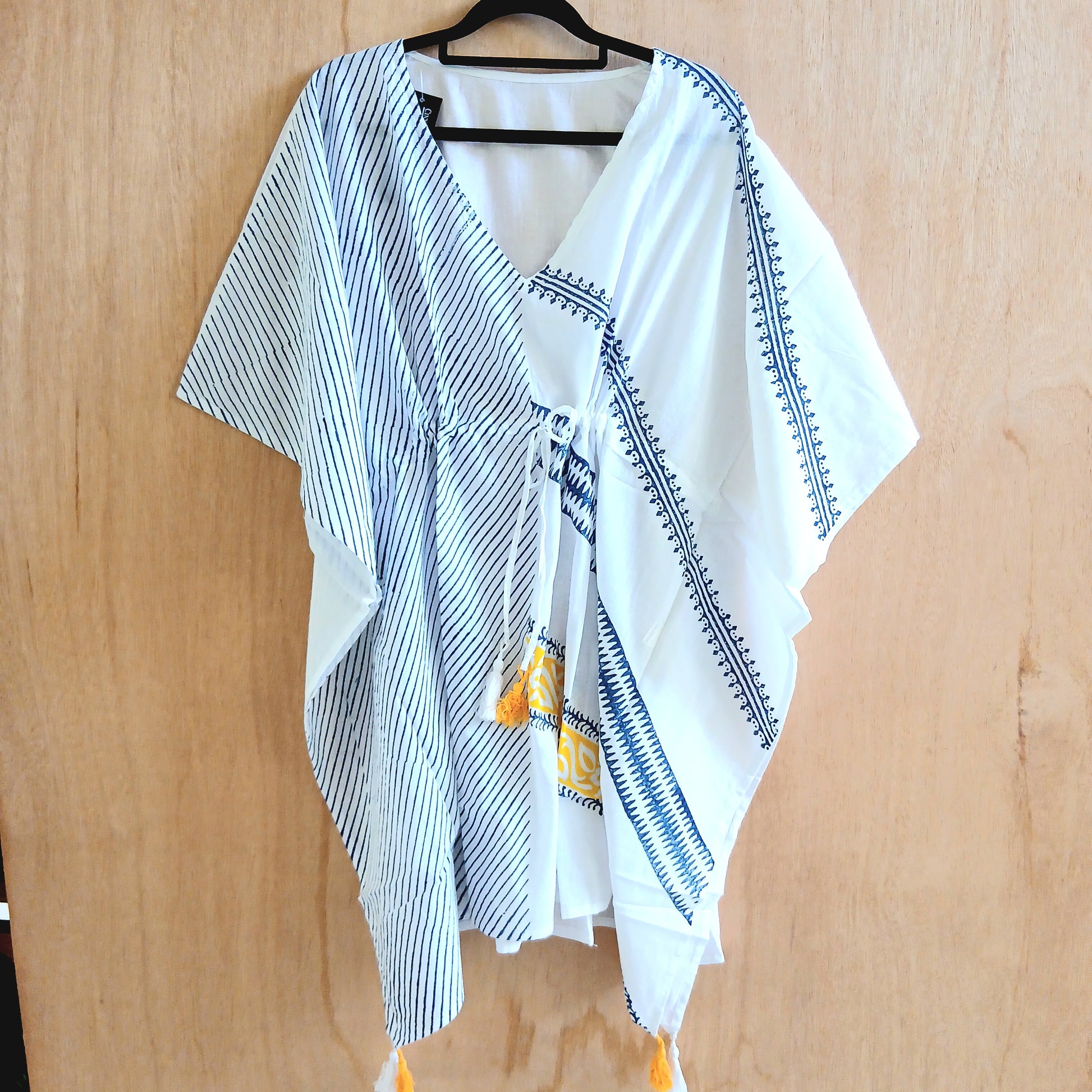 White Kaftan with Blue Stripes Cp1278k