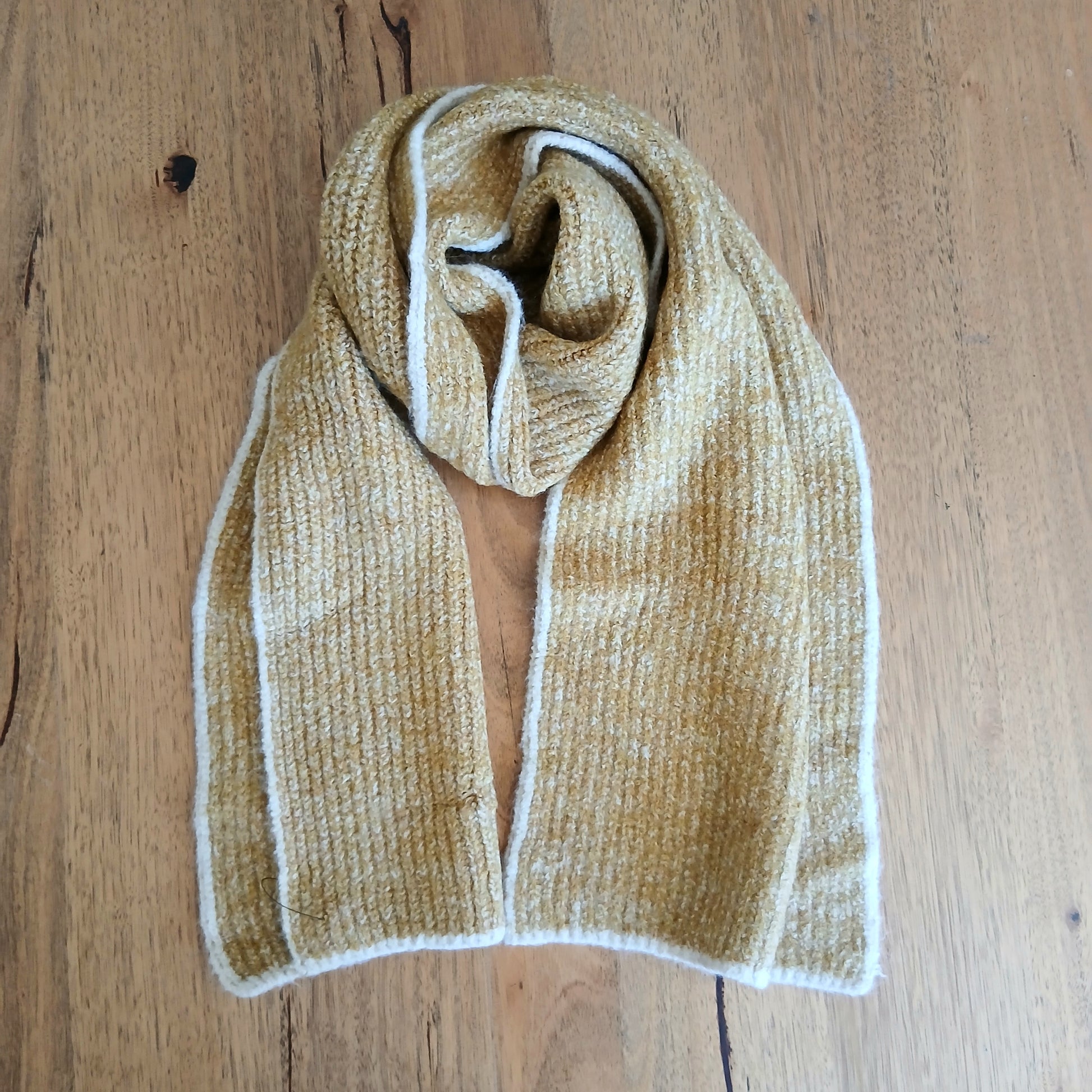 Pre-Order Narrow Thick Scarf 332744