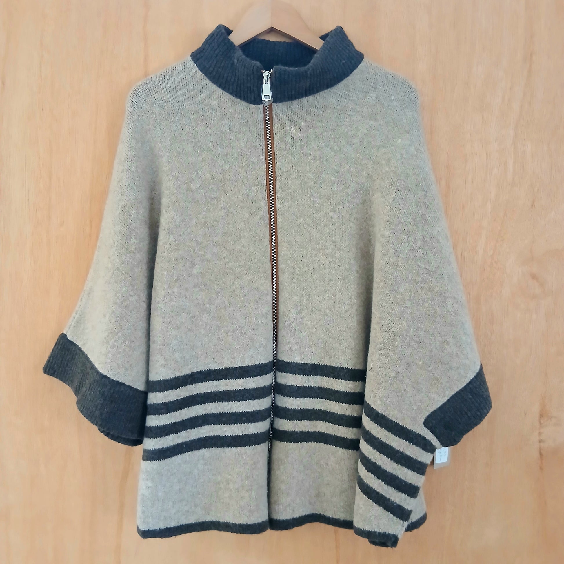 PRE-ORDER Poncho with Zip and Stripes 332768
