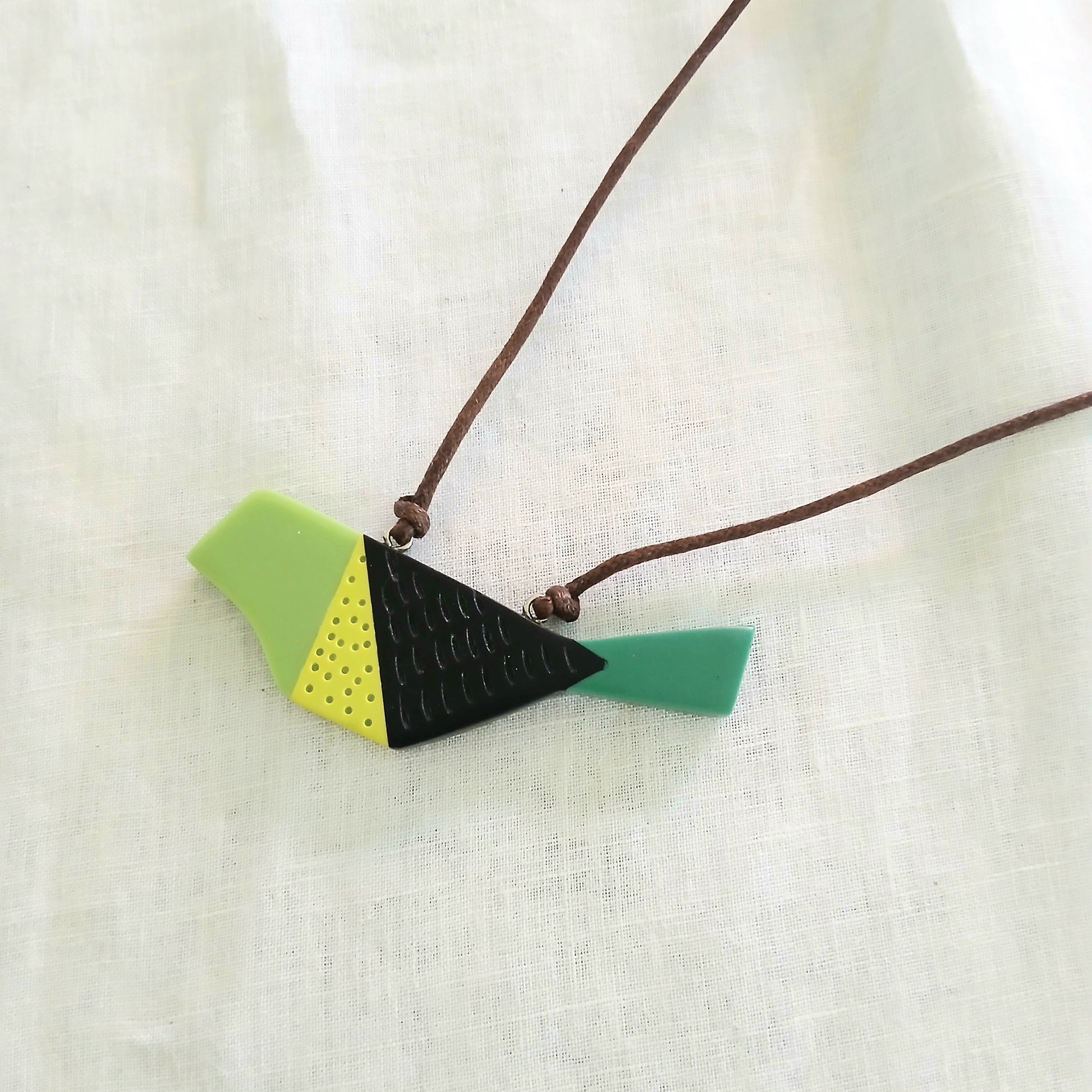 Geo Bird Necklace N8-08