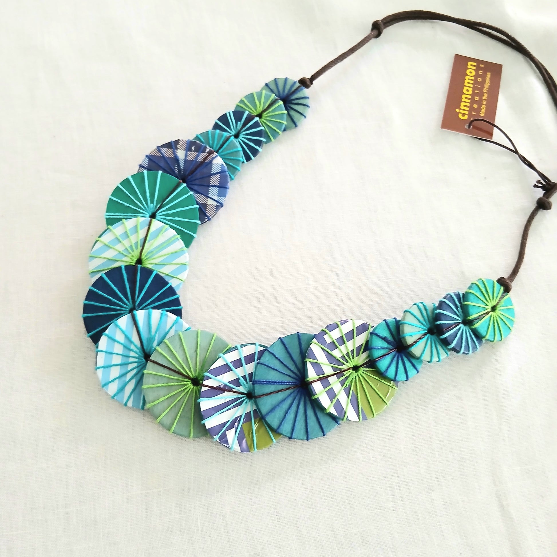 Short Beaded and Embroidered Necklace N7-04
