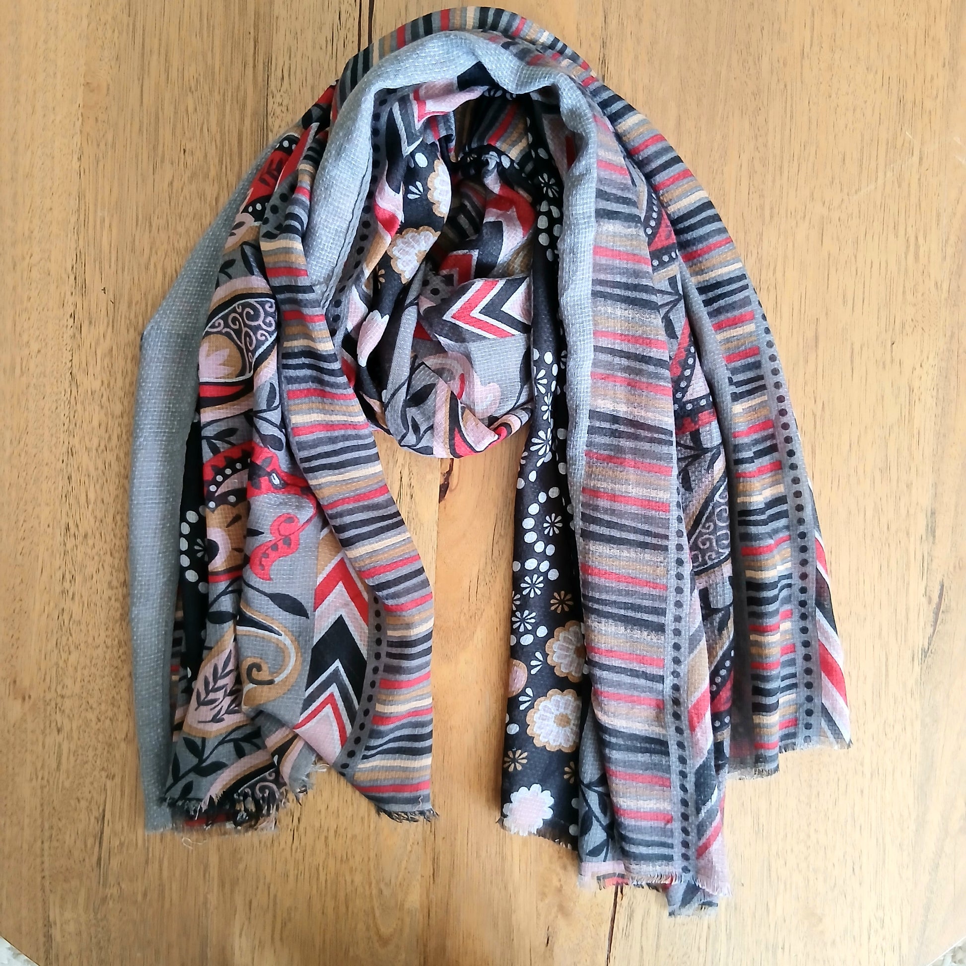 Oriental and Geometric Patterned Scarf - 332350