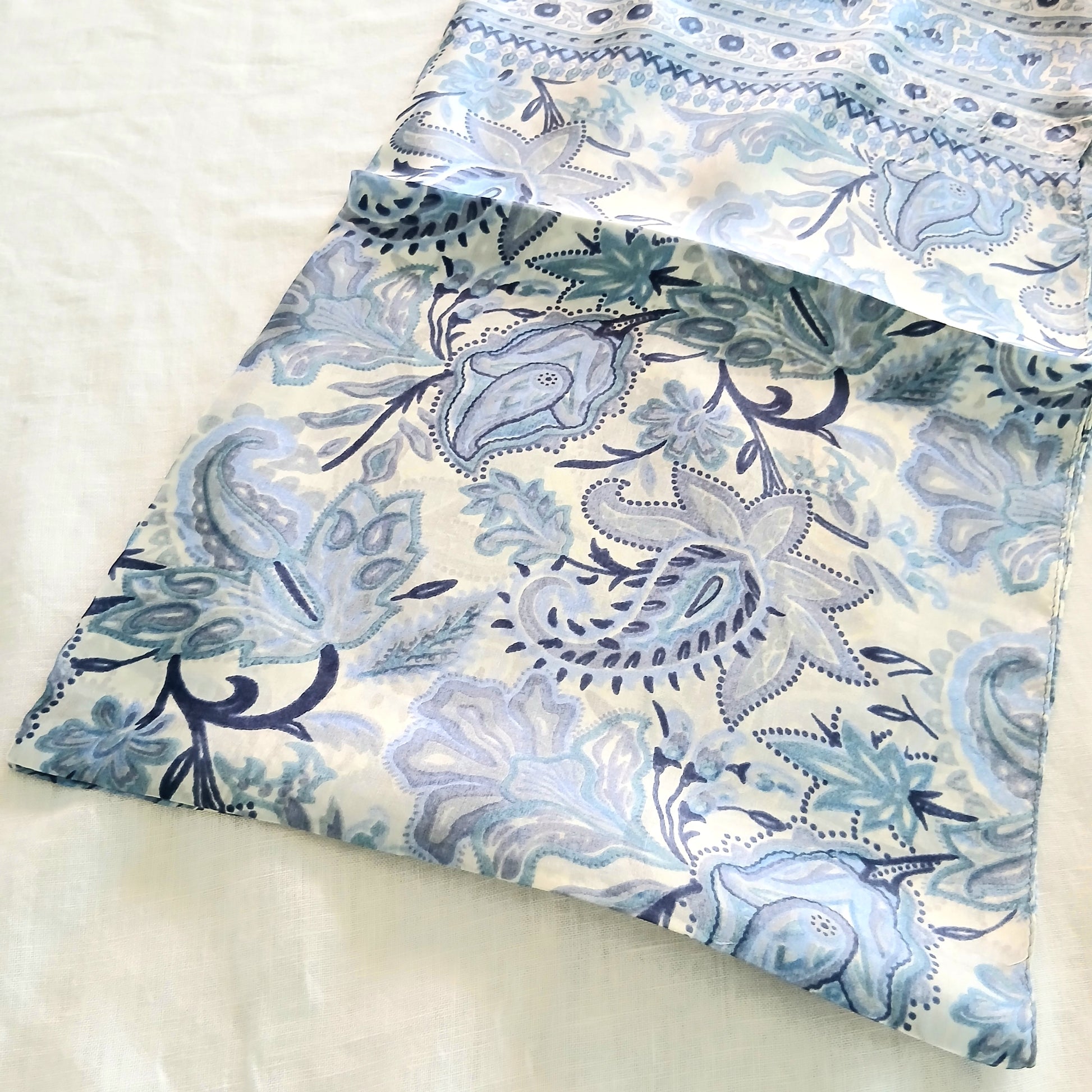 Blue Patterned Silk Scarf - 5517
