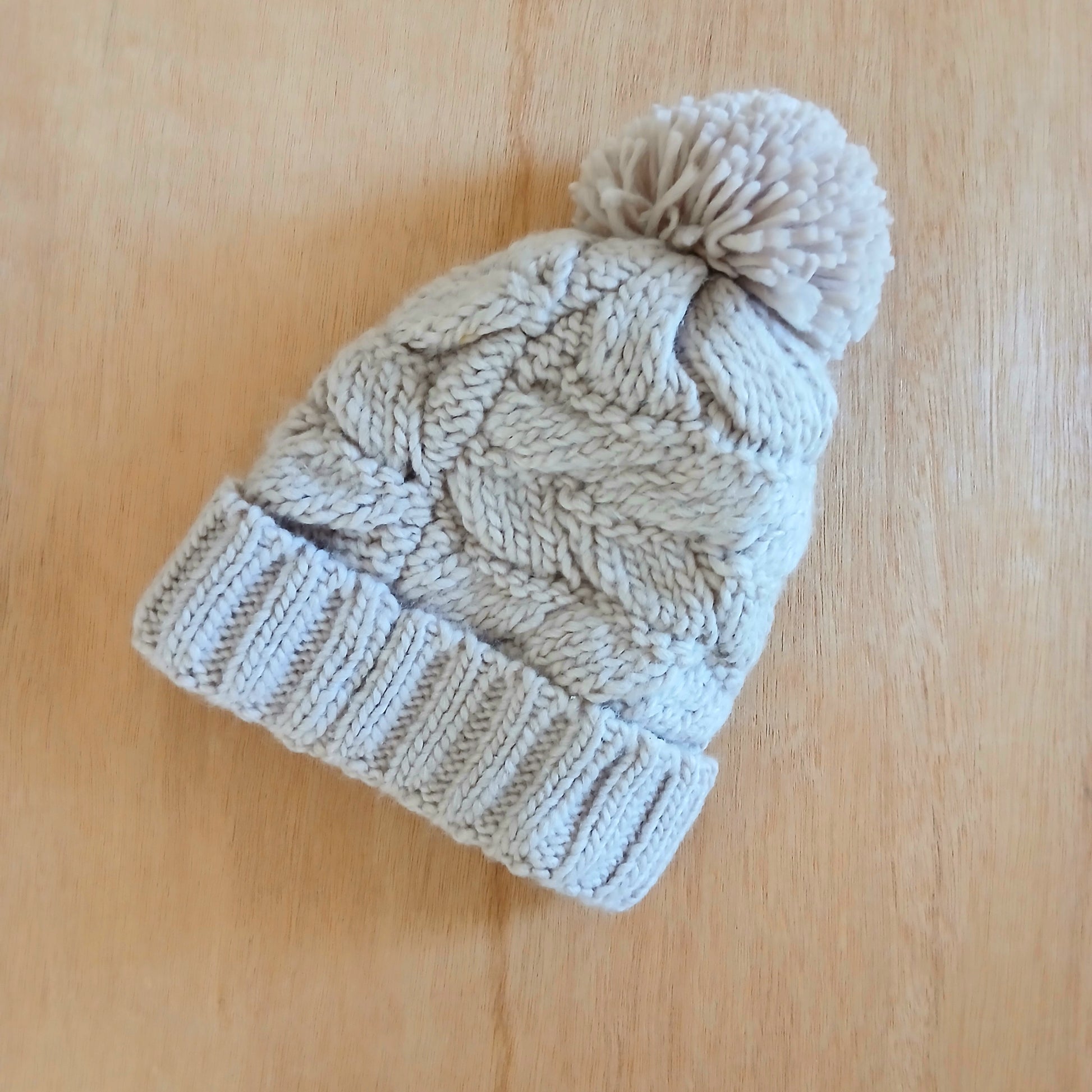 Chunky Cable Knit Beanie - LWK25065