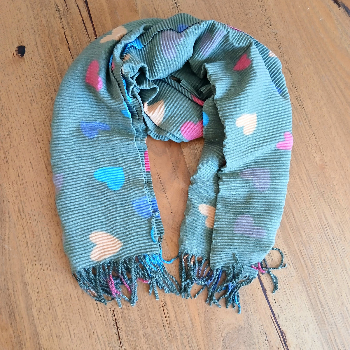 PRE-ORDER Super Soft Heart Scarf 332757