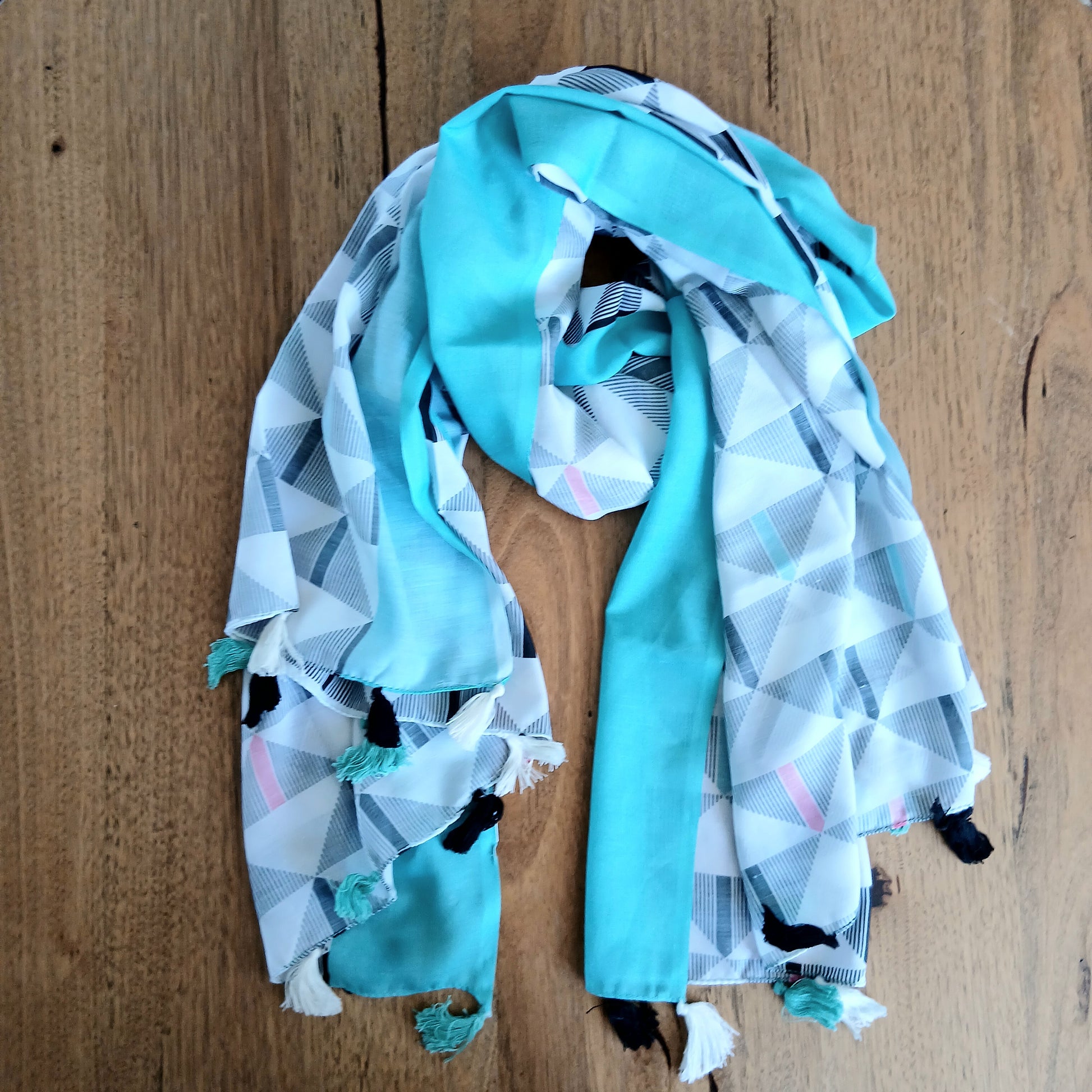 Viscose Photographic Print Scarf - Aqua SP15-017