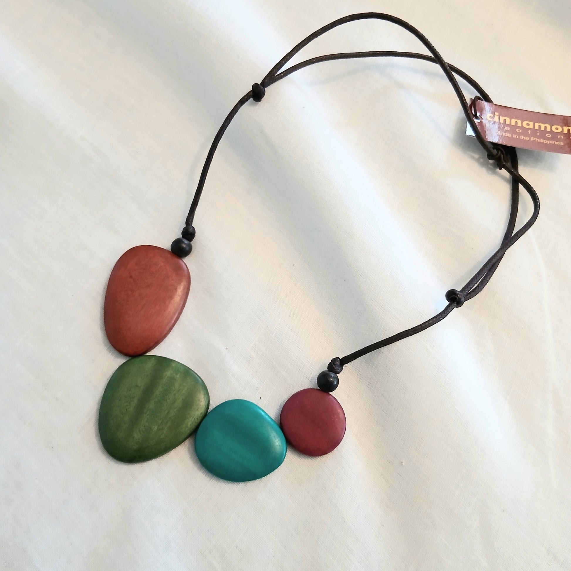 4 Chunky Piece Wooden Beaded Short Necklace N6-5323