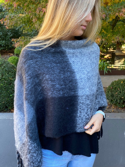 Poncho Blanket Feel - Grey/Black