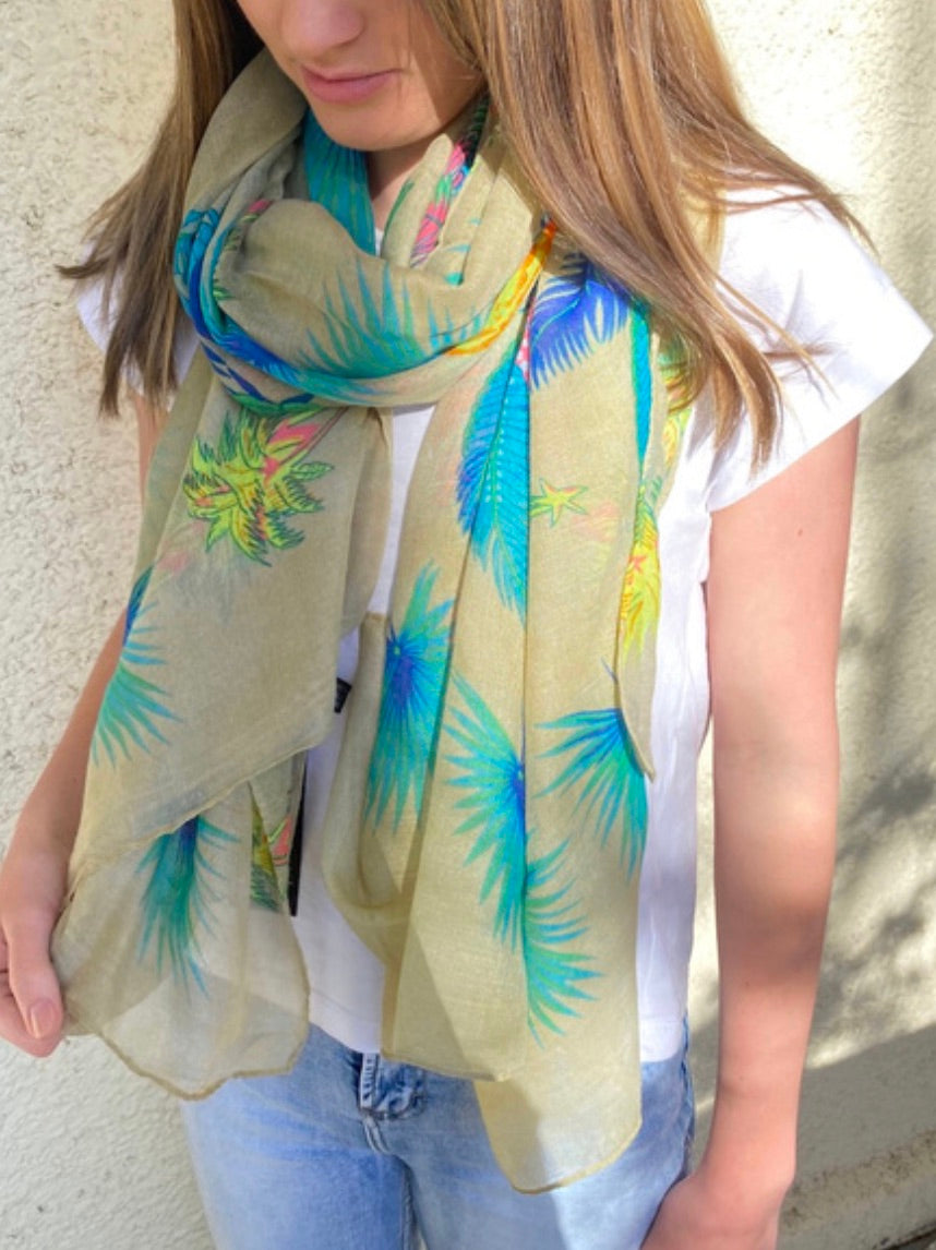 Tropical Palms Scarf LX8475