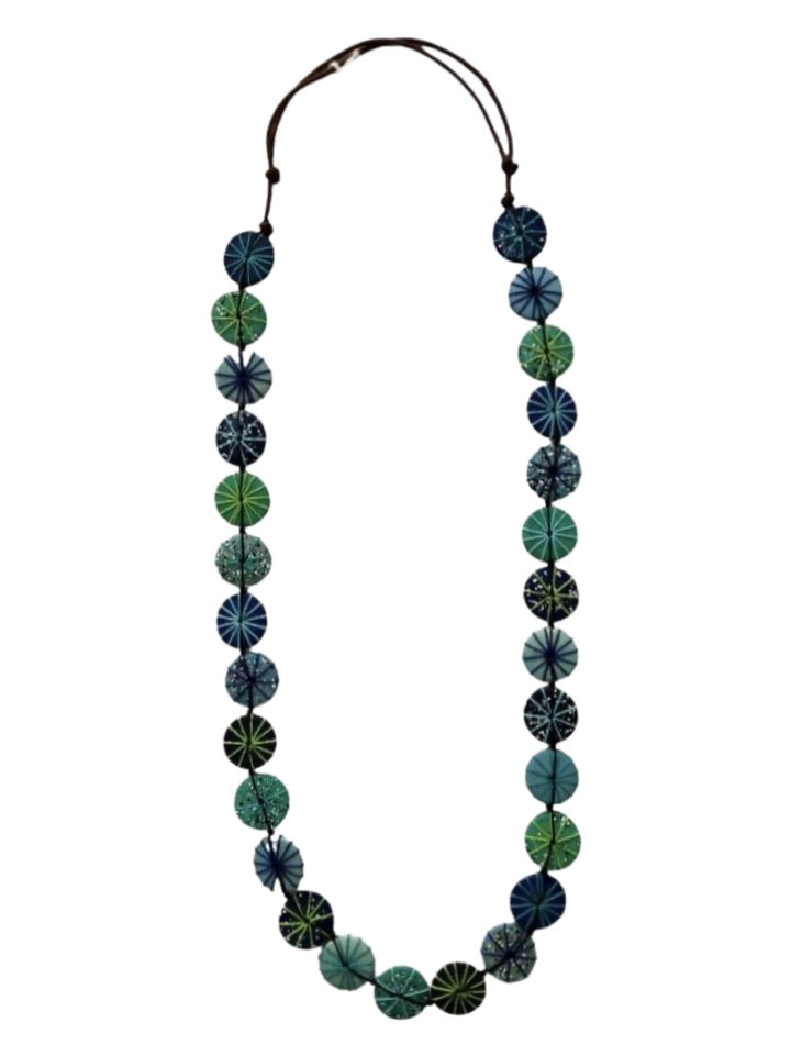 Long Embroidered and Speckled Wooden Beaded Necklace N7-01CTF