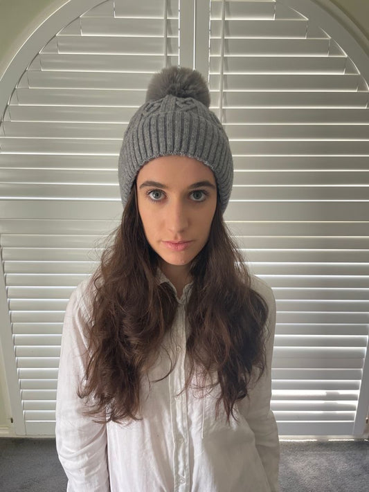 WINTER POM POM BEANIE - GREY